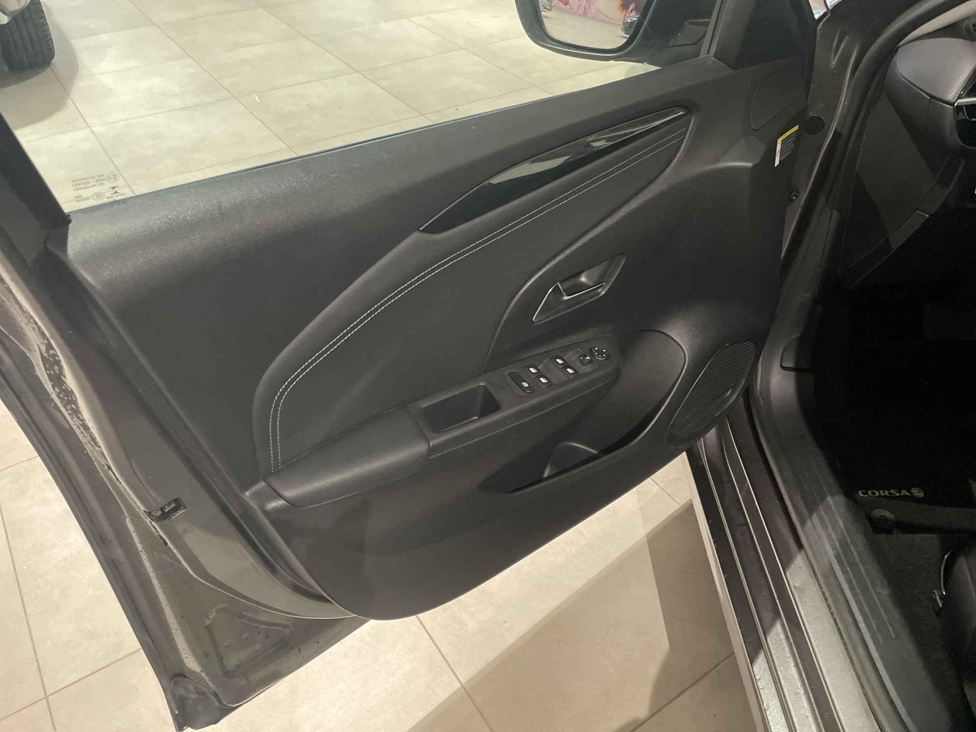 Opel CORSA-E